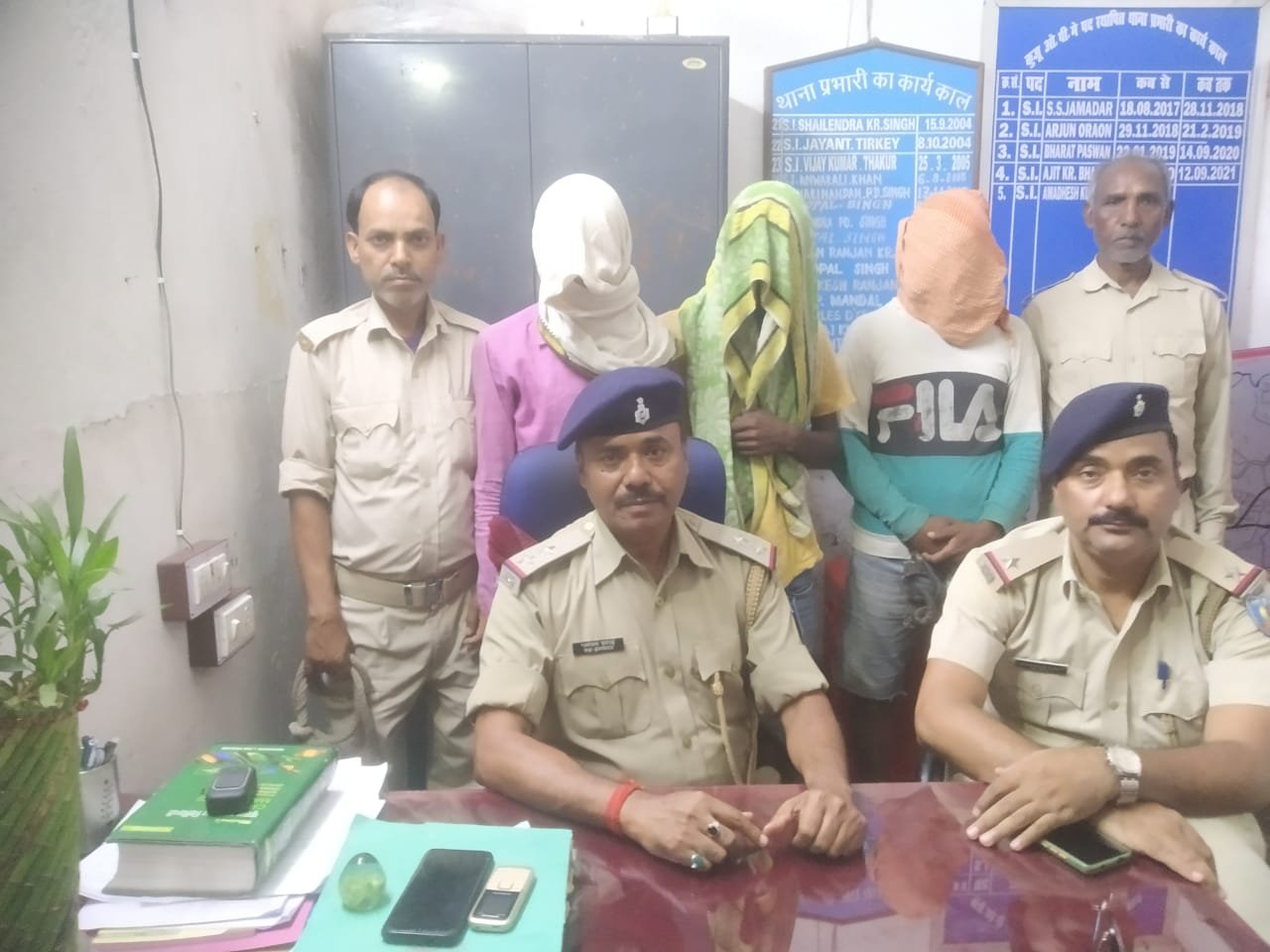Ramgarh: Kuju police arrest three bike lifters, seize vehicle Ramgarh: Kuju police arrest three bike lifters, seize vehicle