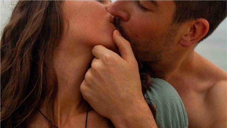 International Kissing Day 2022: Date, History and benefits of Kissing