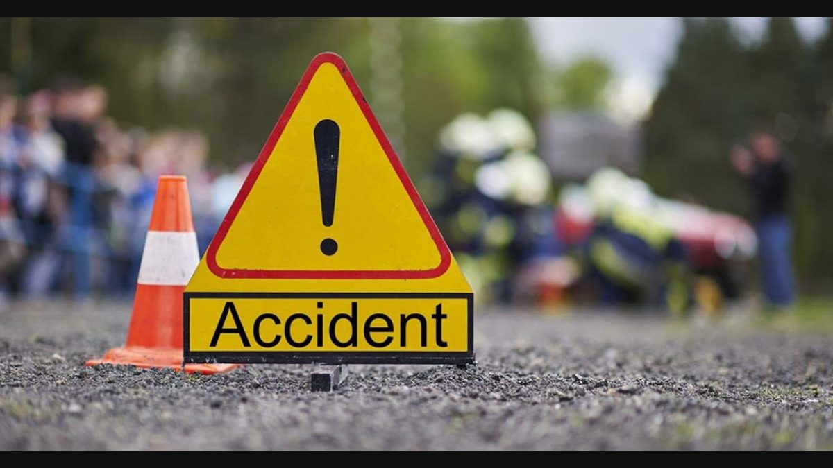 Hazaribagh: Collision of heavy vehicles kills two, four sustain injuries