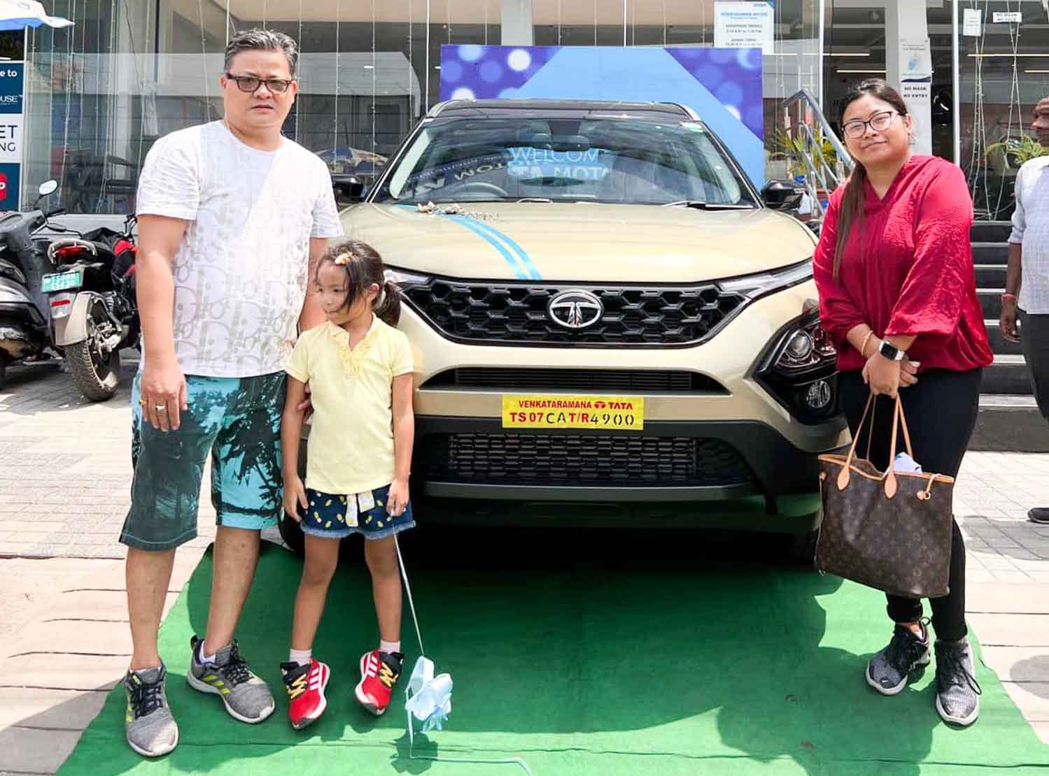 Tata August 2022 Sales Analysis – Nexon, Altroz, Harrier, Punch, tata safari_-3