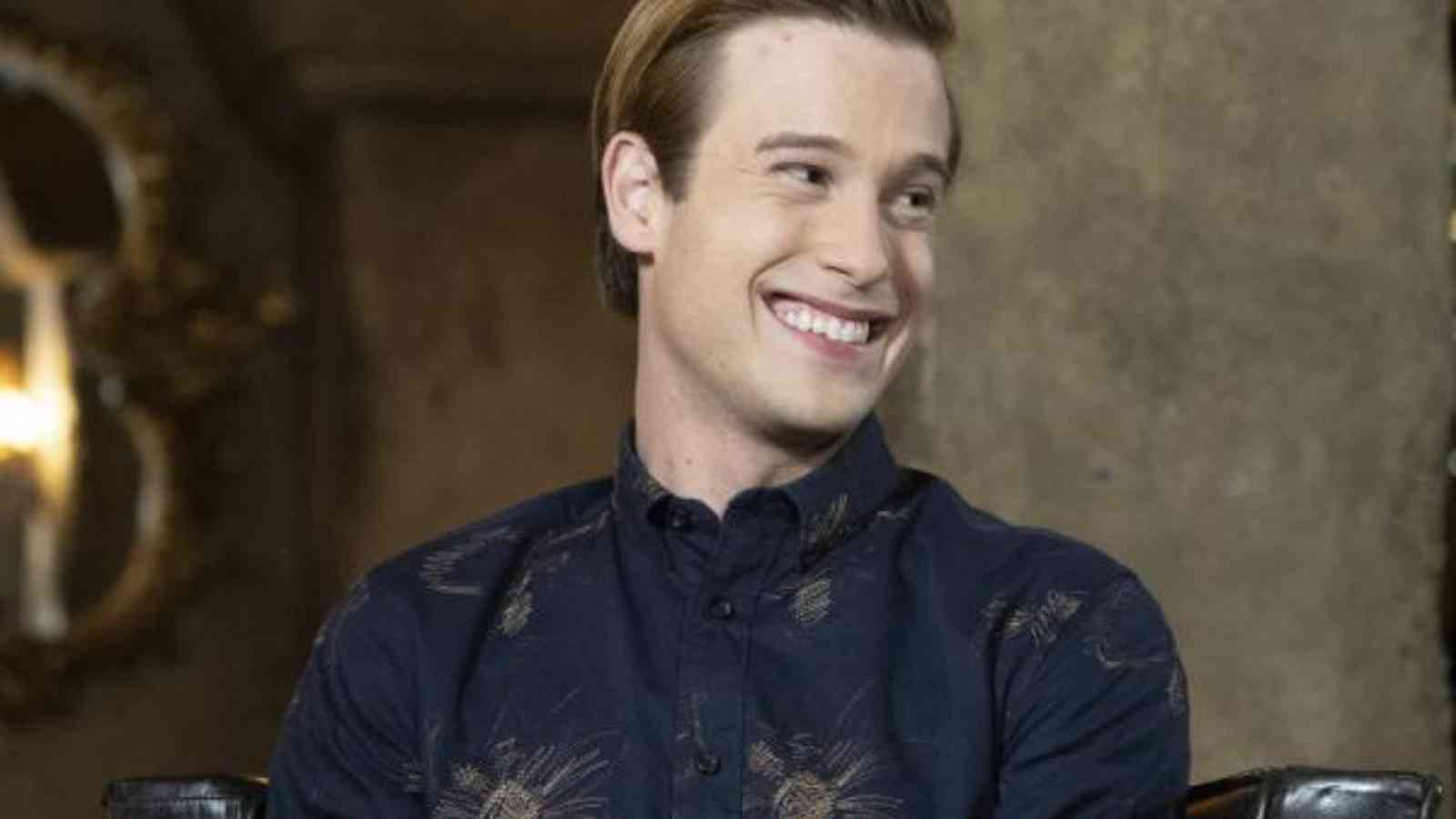 Tyler Henry Biography: Age, Wiki, Birthday, Family, Net Worth