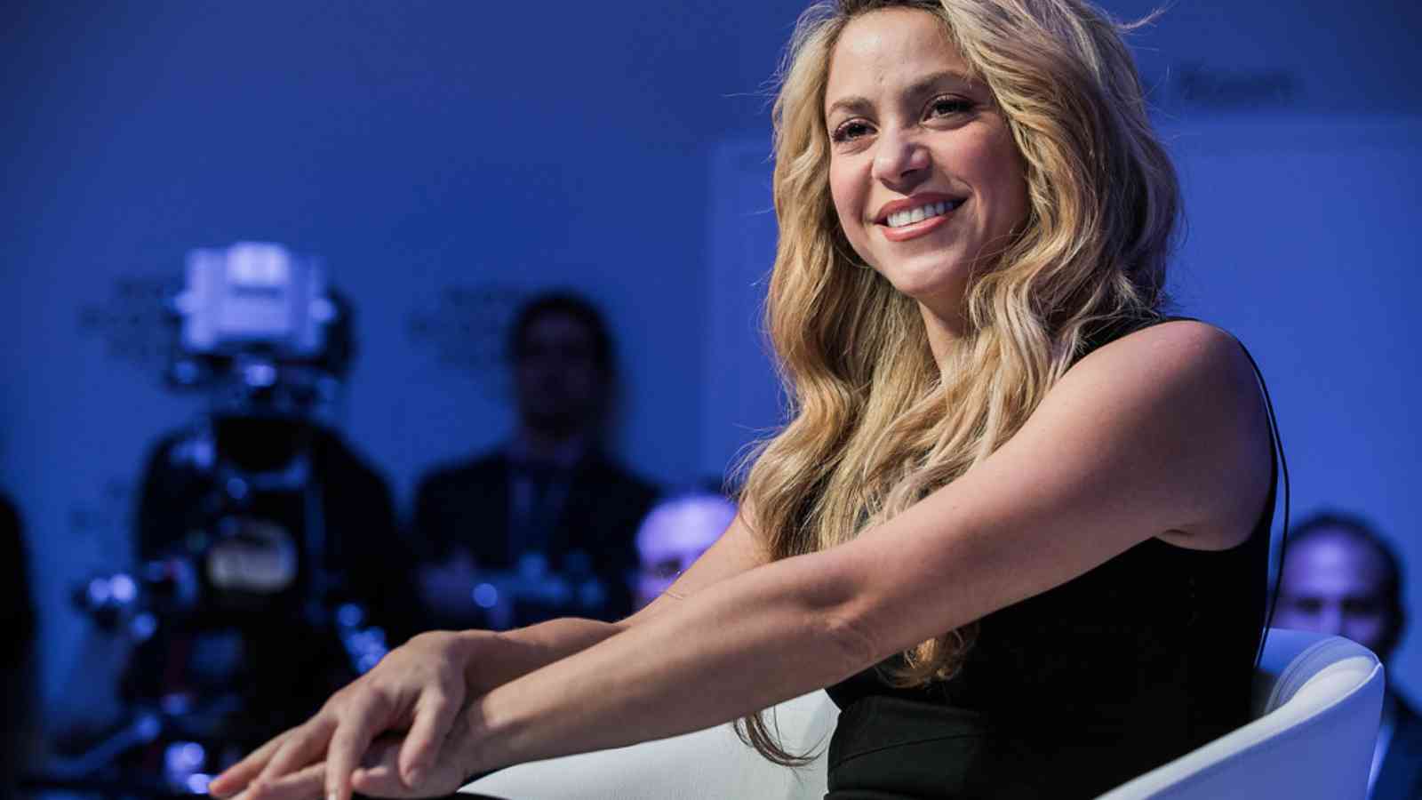 Shakira Biography: Age, Height, Birthday, Family, Net Worth