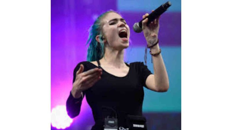 Grimes Biography: Age, Height, Birthday, Family, Net Worth
