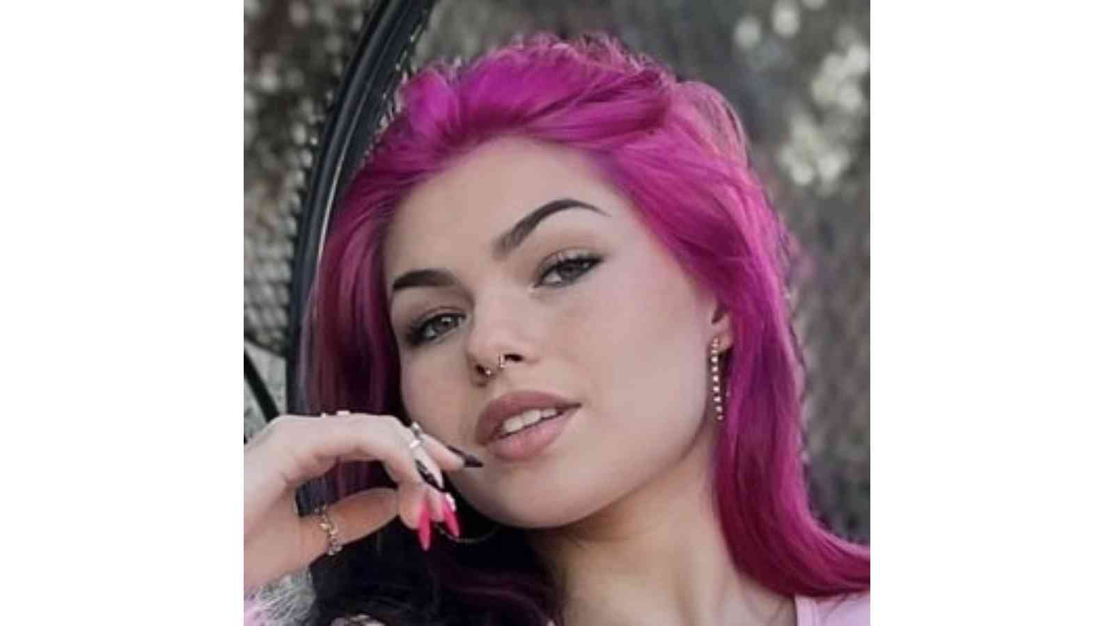 Emo.fio Biography: Age, Height, Birthday, Family, Net Worth