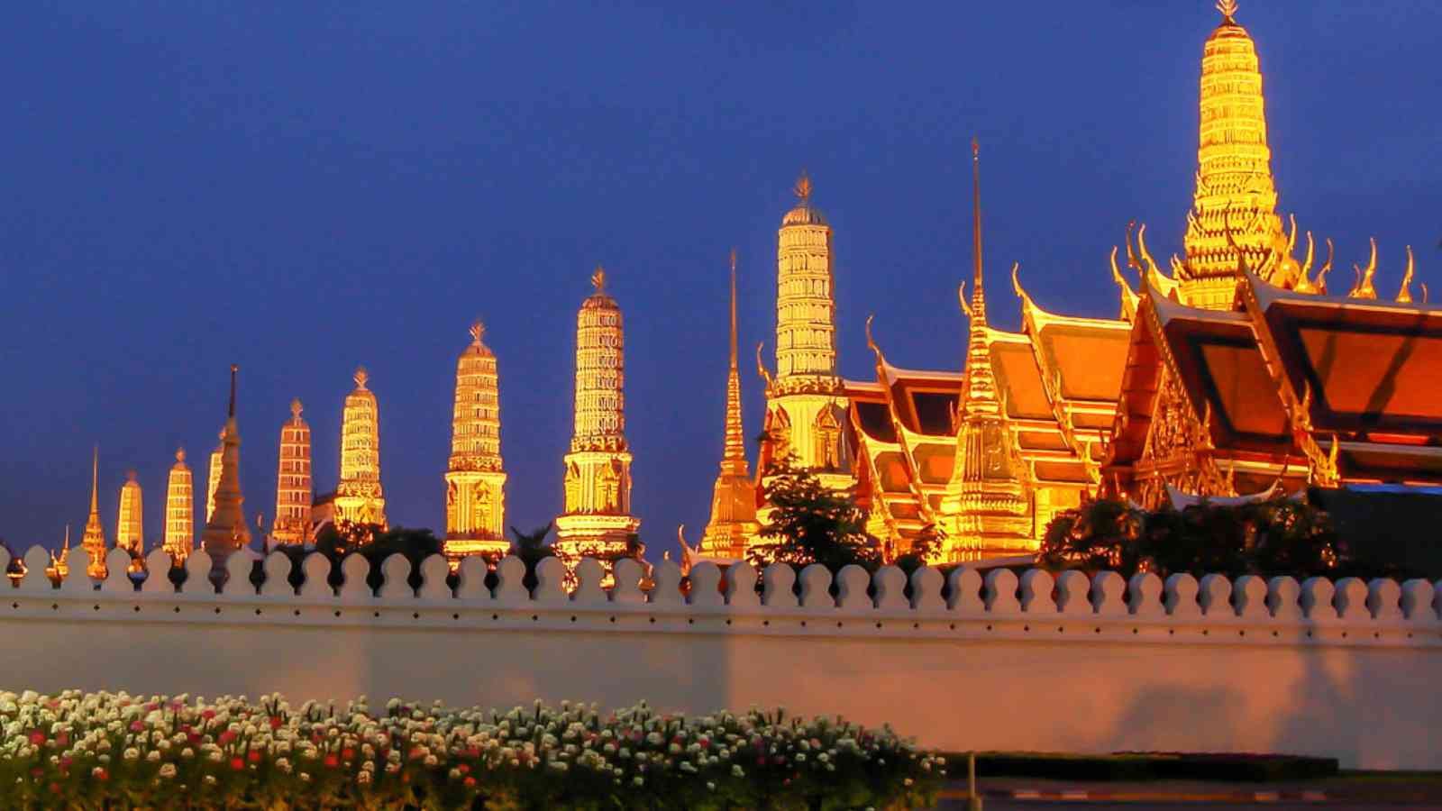 Chakri Day Chakri Day 2023: Date, History, Facts about Thailand