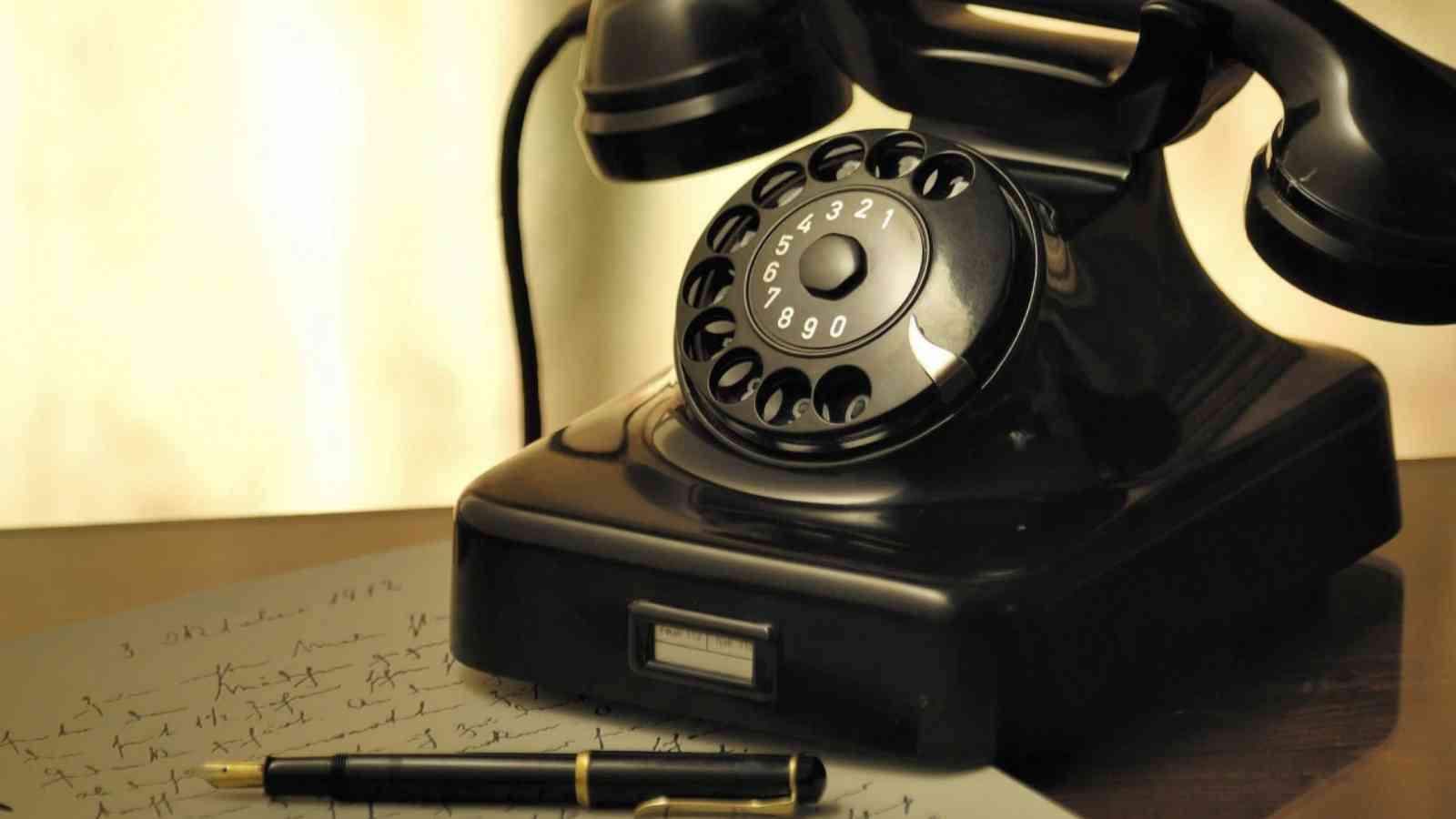 National Telephone Day 2023: Date, History, Activities