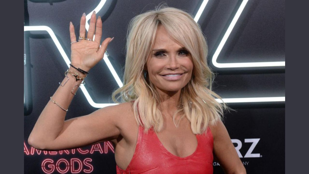 Kristin Chenoweth Biography Age, birthday, Early Life, Career