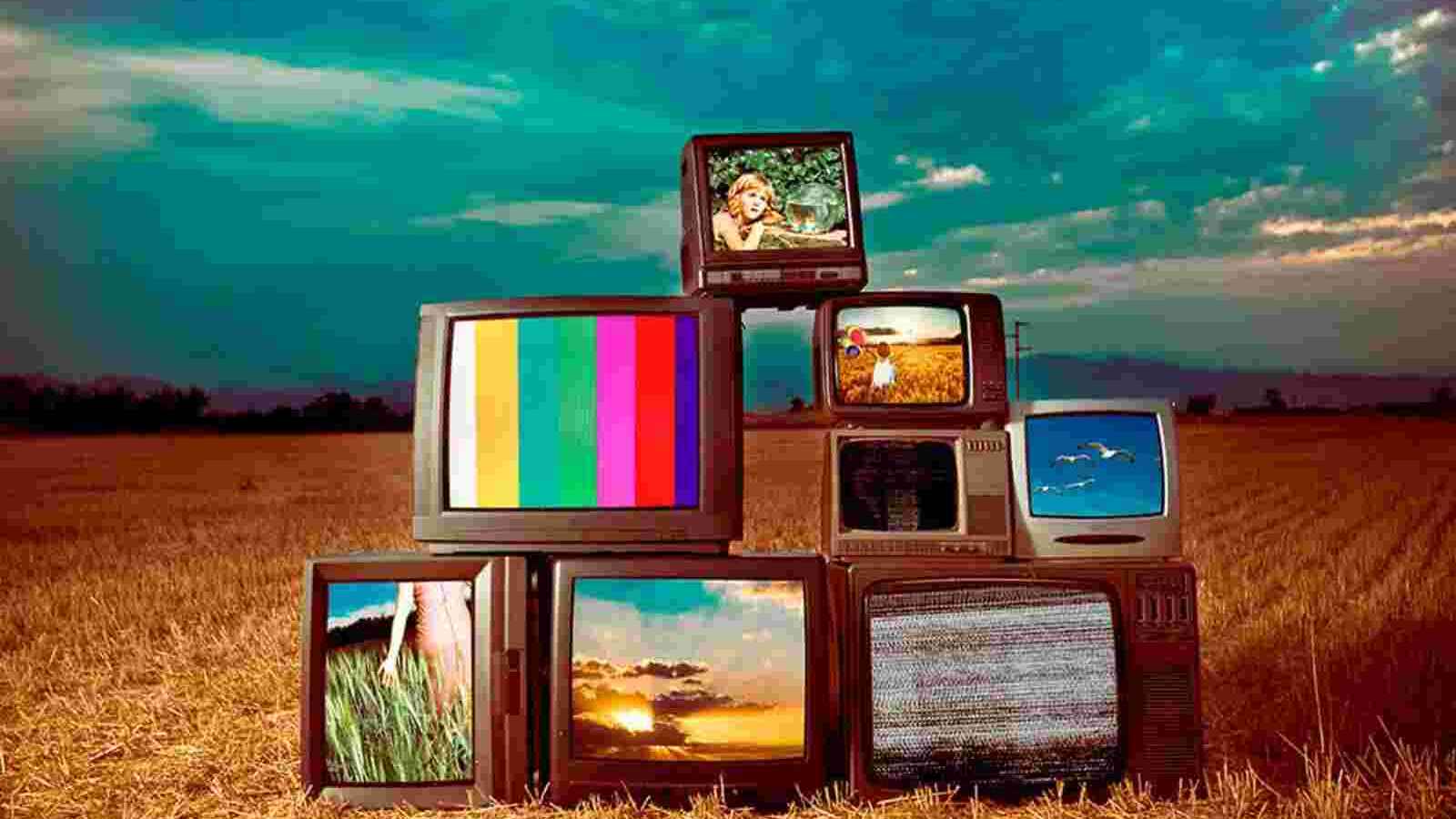 Color TV Day U.S. 2023: Date, History, Facts, Activities