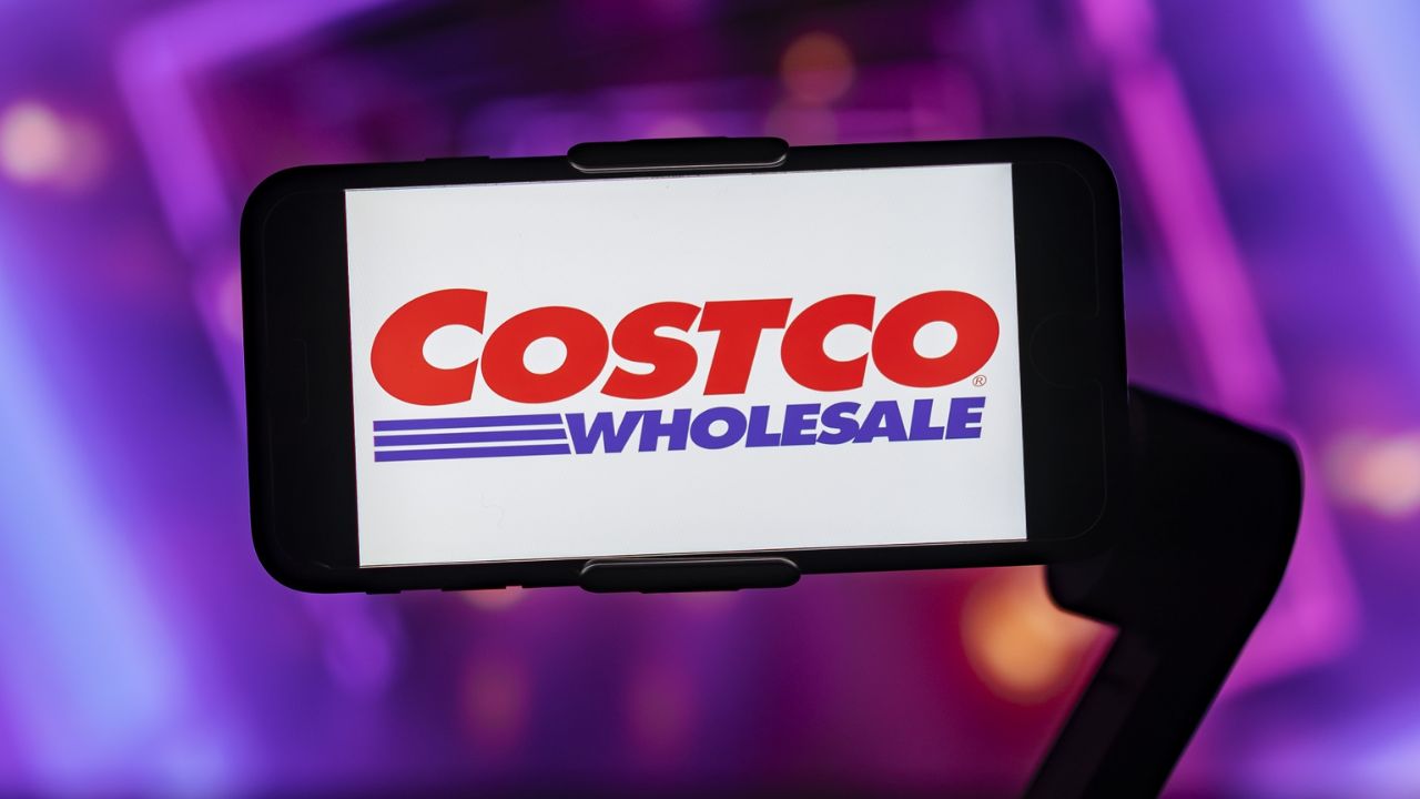 Avoid Shopping on These Days of the Week At Costco