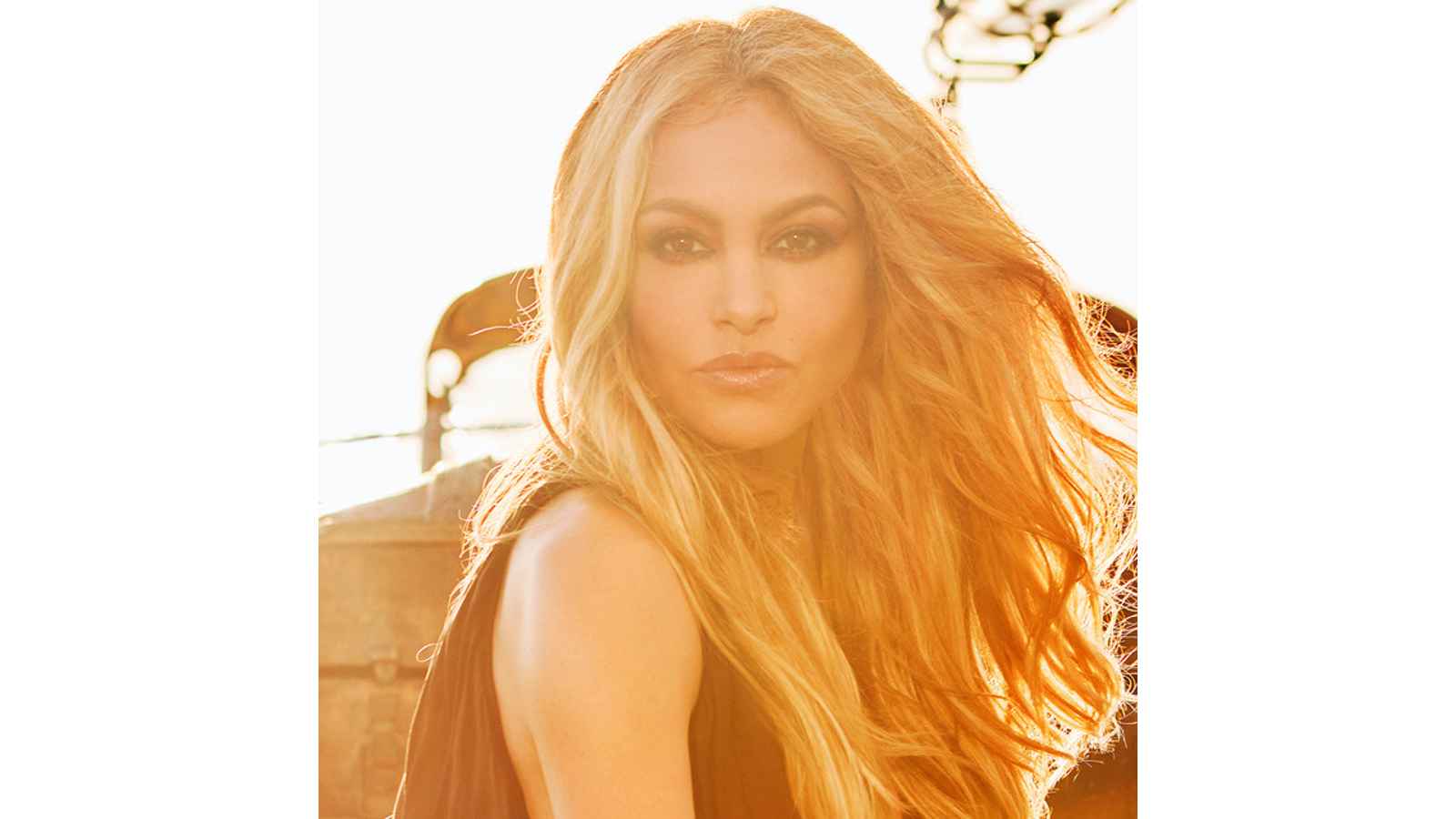 Paulina Rubio Biography: Age, Height, Birthday, Family, Net Worth ...