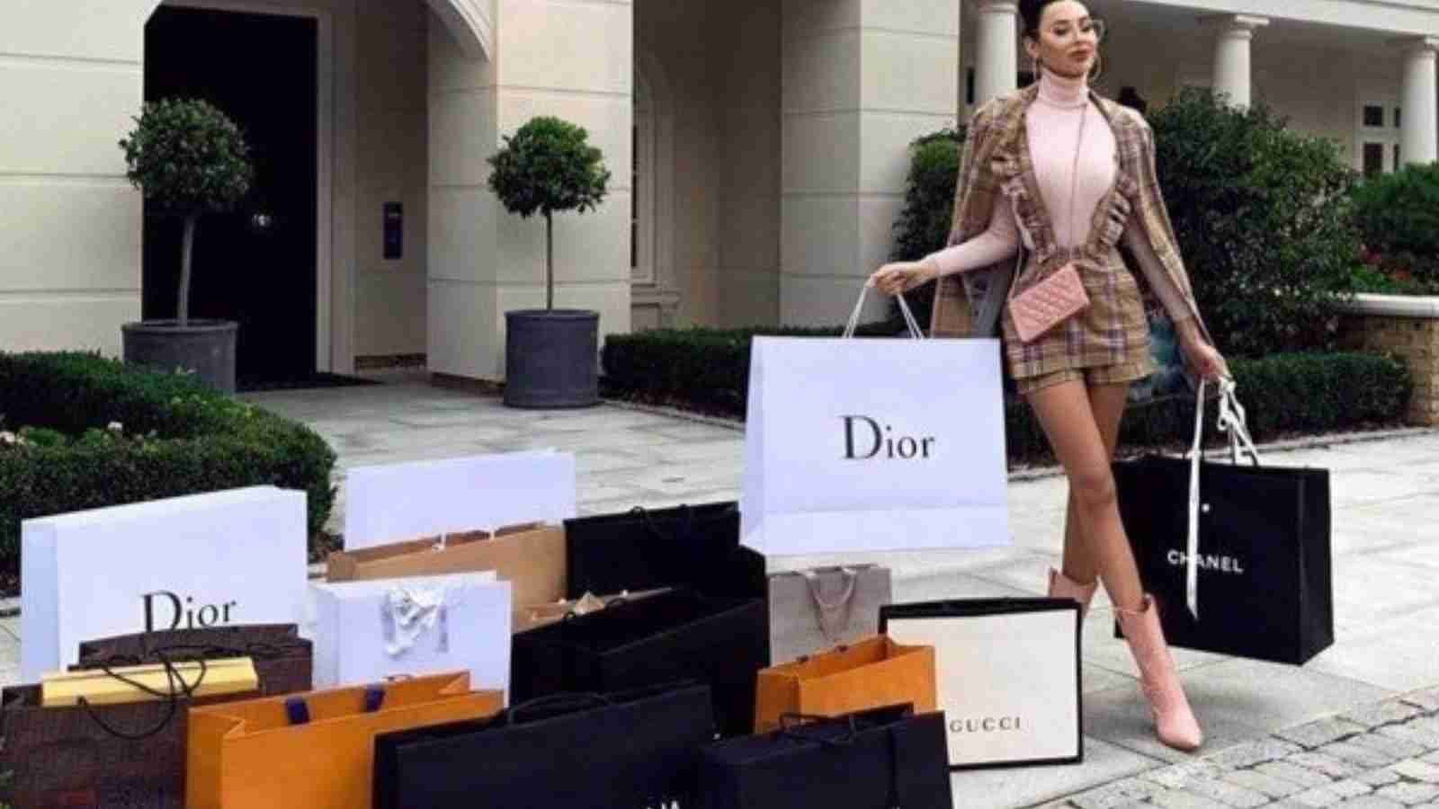 What Celebrities Spend Their Fortune On: Get to know the things celebrities invest their money on What Celebrities Spend Their Fortune On: Get to know the things celebrities invest their money on