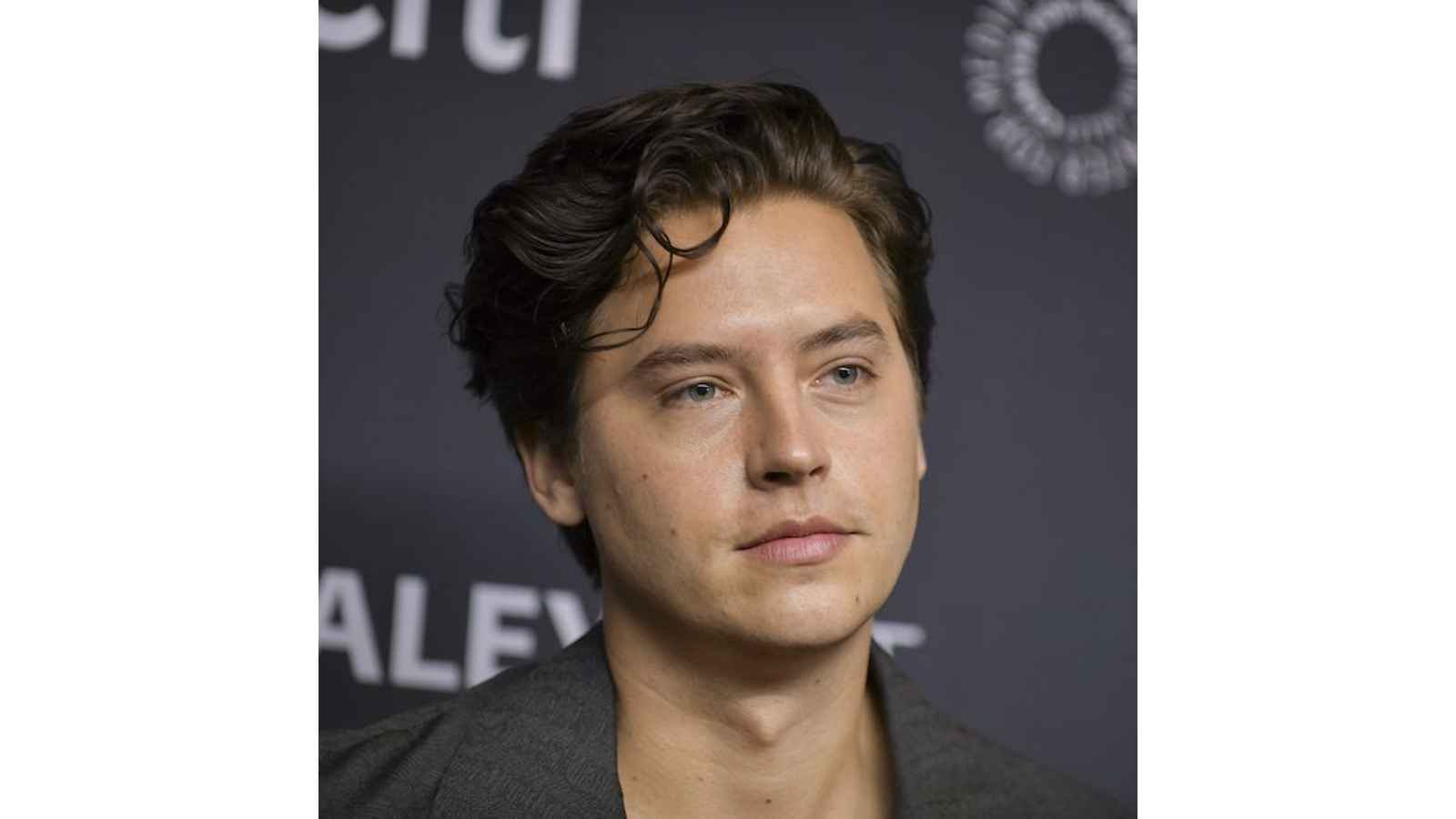 Cole Sprouse Biography Cole Sprouse Biography: Age, Height, Birthday, Family, Net Worth
