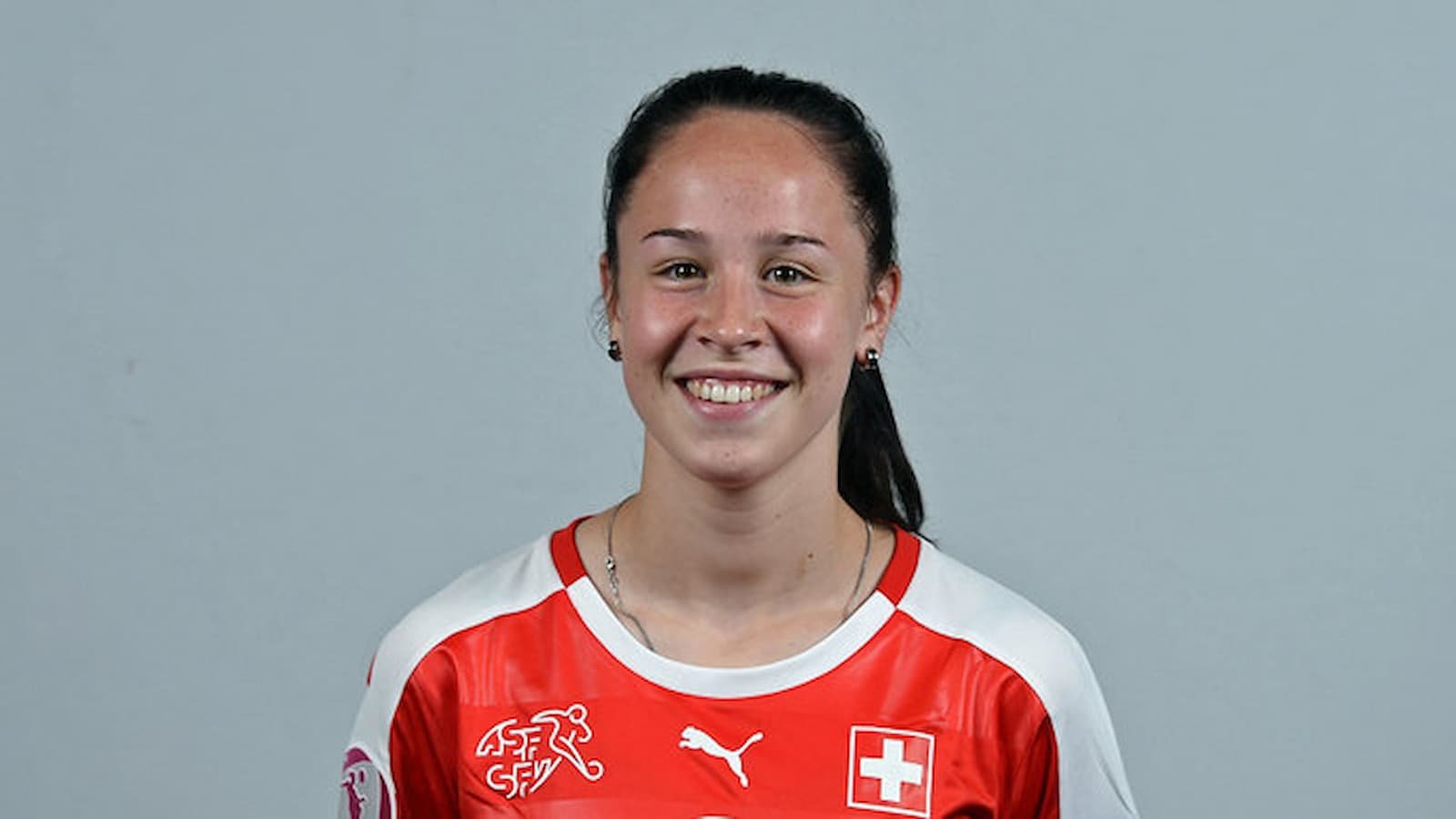 Geraldine Reuteler Geraldine Reuteler Biography: Age, Height, Career, Family, Personal Life, Net Worth