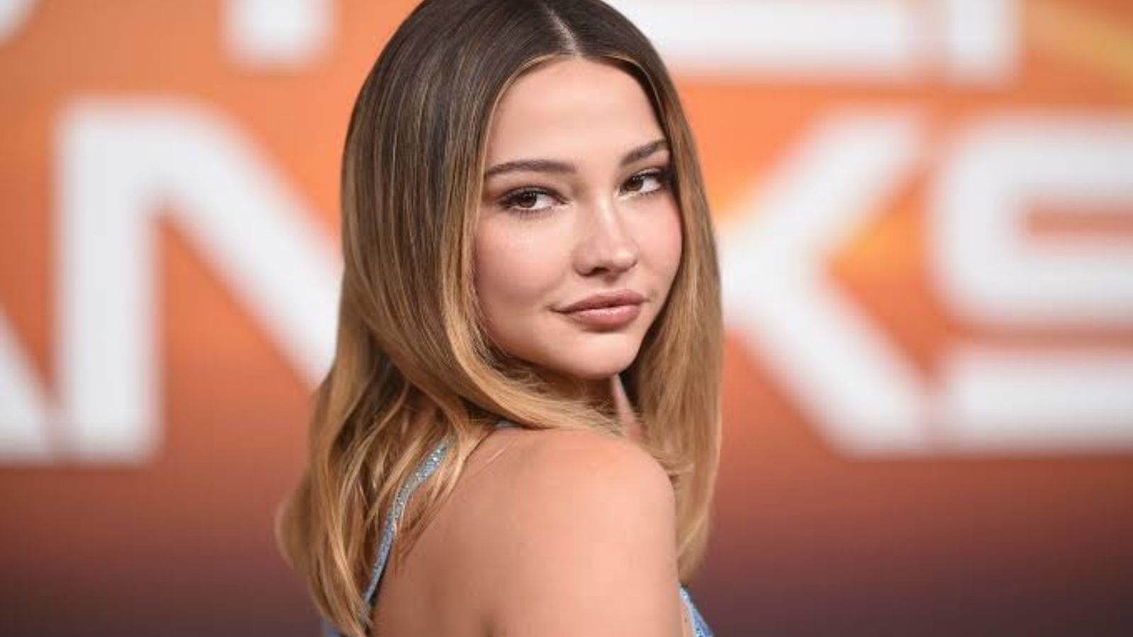 Madelyn Cline Biography Age Parents Education Net Worth Awards 