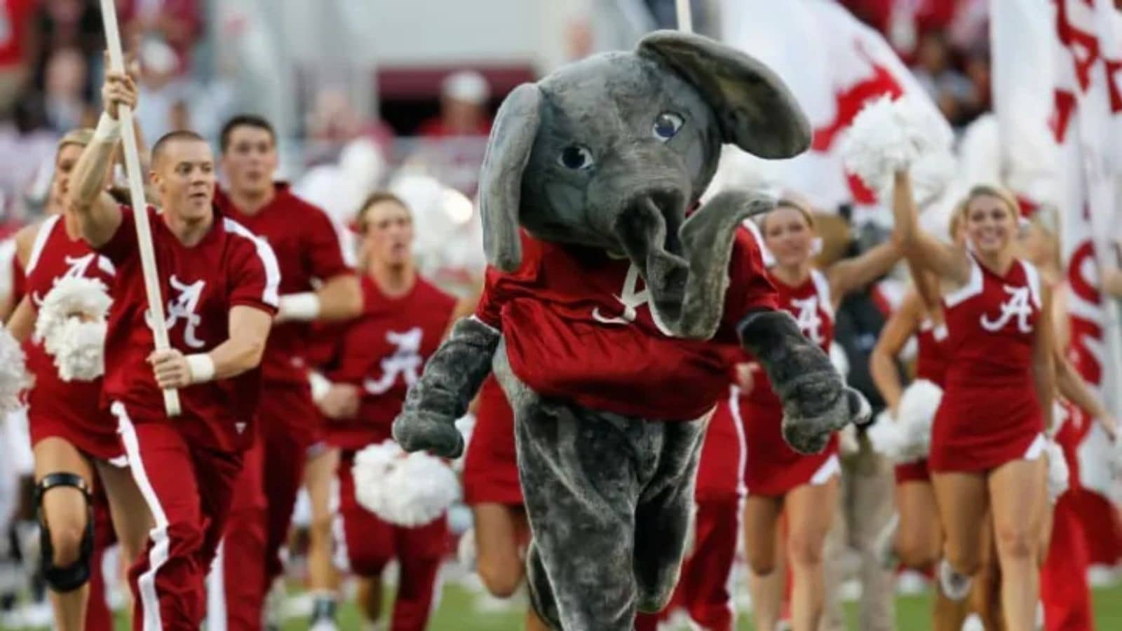 Origins of Alabama's Nickname ‘Crimson Tide’ Exploring the History