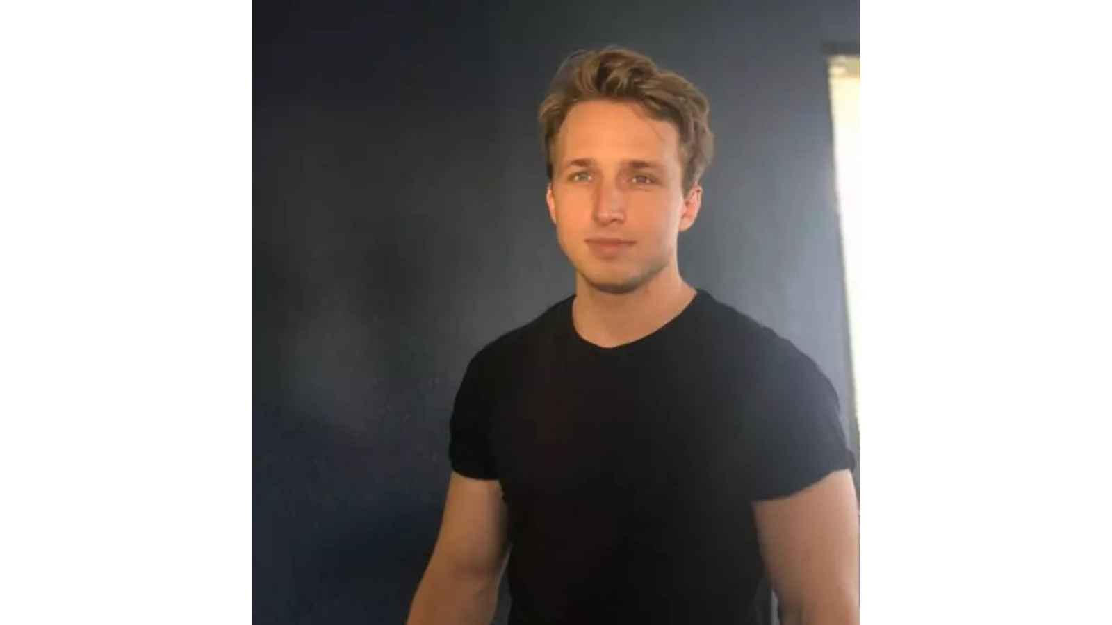 Shayne Topp Biography: Age, Height, Birthday, Family, Net Worth - Eduvast.com
