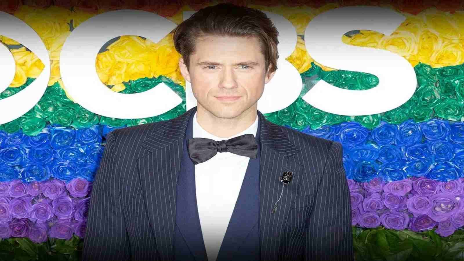 Aaron Tveit Biography Aaron Tveit Biography Age, Height, Birthday, Family, Net Worth