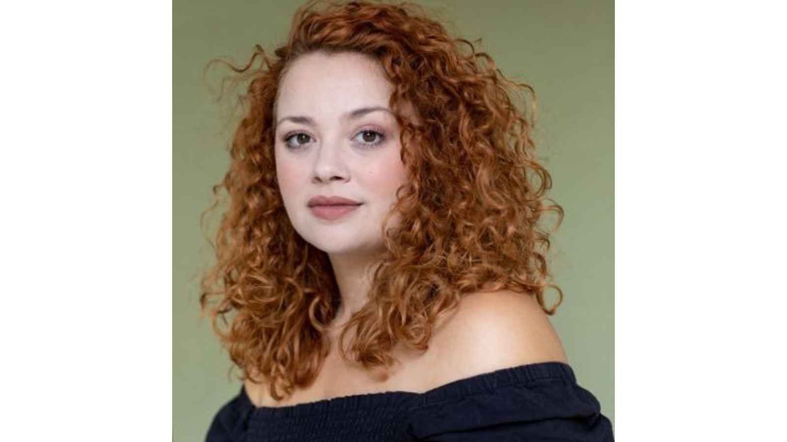 Carrie Hope Fletcher Biography Carrie Hope Fletcher Biography: Age, Height, Birthday, Family, Net Worth