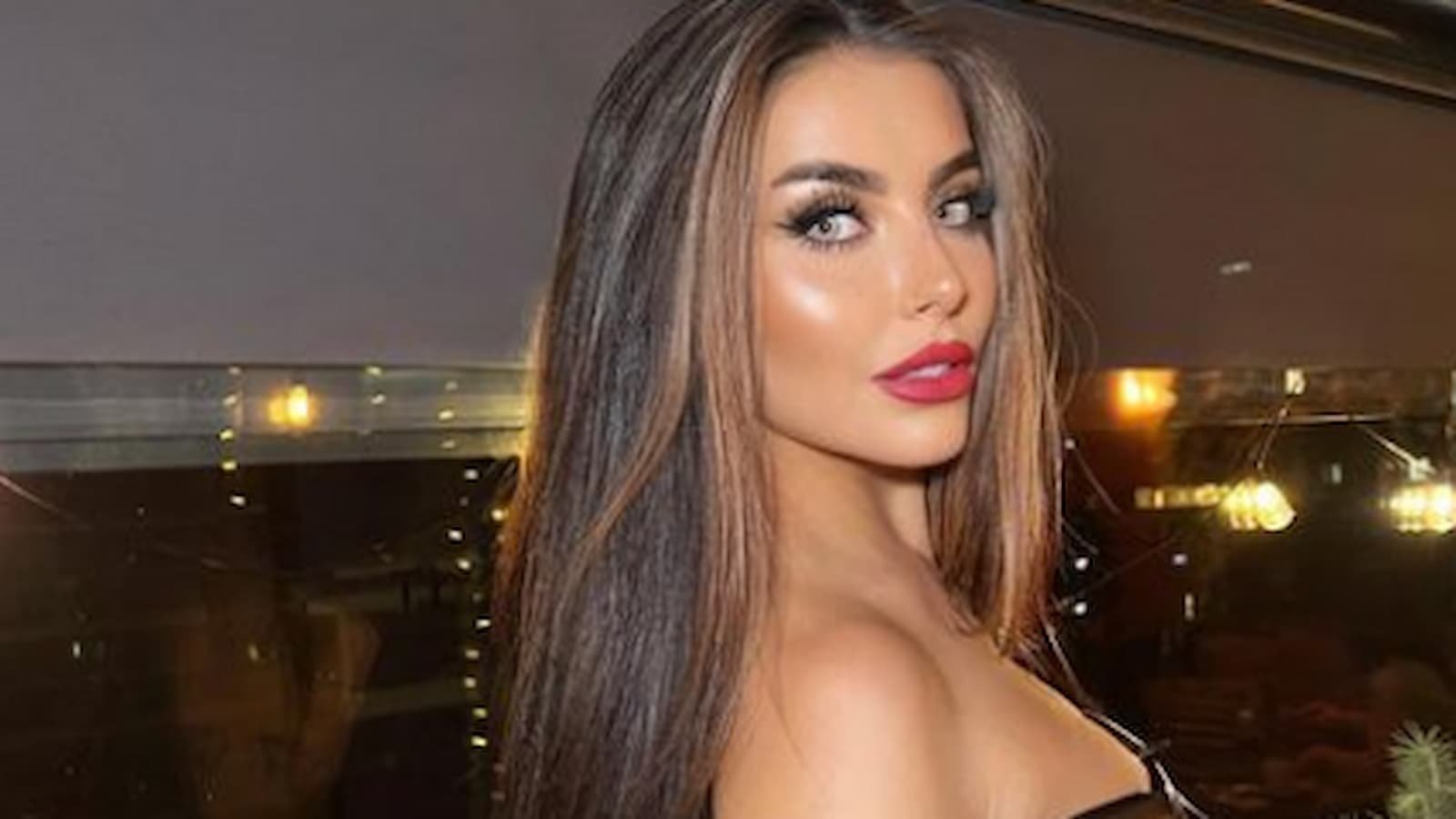 Steph Toms Biography: Age, Height, Birthday, YouTube, Personal Life, Net Worth Steph Toms Biography, Ste