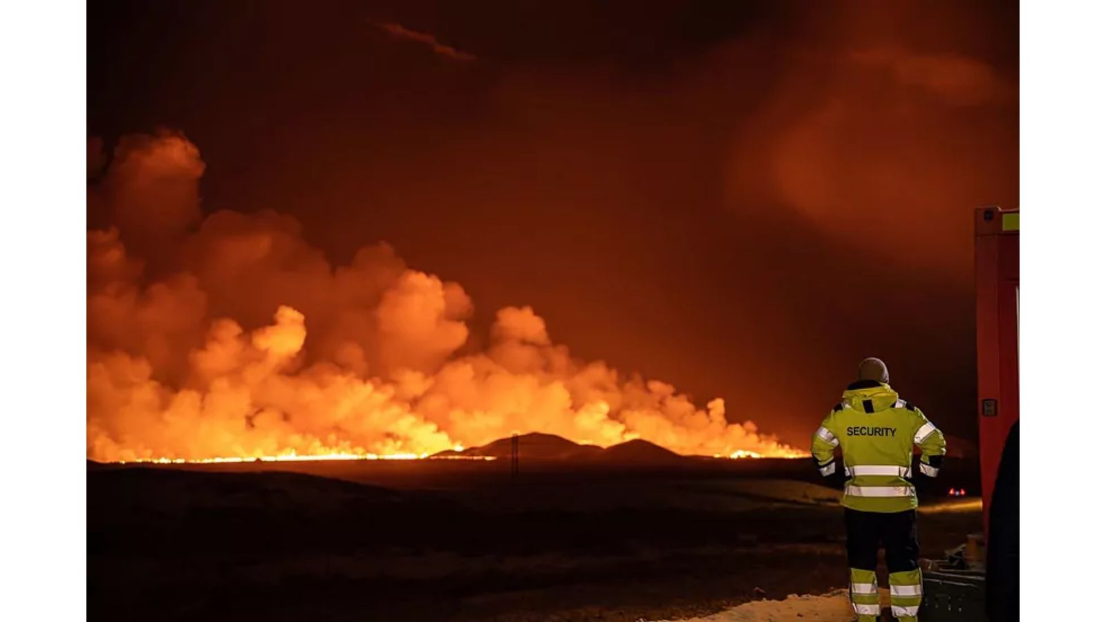Witness the Mesmerizing Moment Iceland Volcano Erupts Witness the Mesmerizing Moment Iceland Volcano Erupts