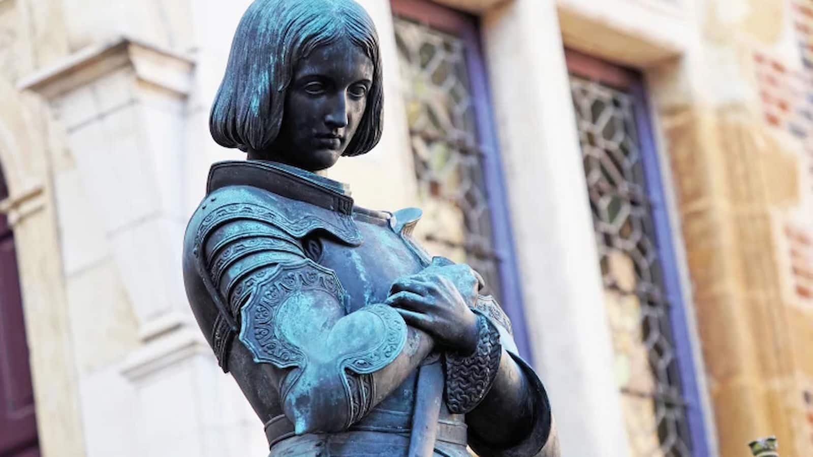Joan of Arc Biography: Age, Height, Birthday, Royal Life, Family, Personal Life