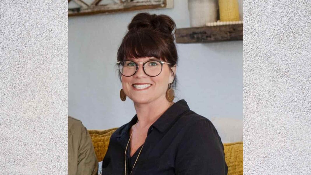 Lyndsay Lamb Biography: Age, Height, Birthday, Career, Family, Personal ...