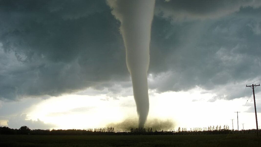 Tornadoes, Multiple States Affected by Tornadoes