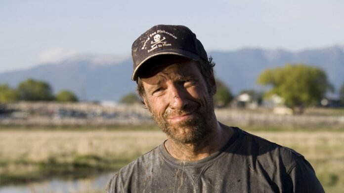 Surprising Job Satisfaction in 20 Well-Paying Dirty Jobs Surprising Job Satisfaction in 20 Well-Paying Dirty Jobs, Dirty Jobs