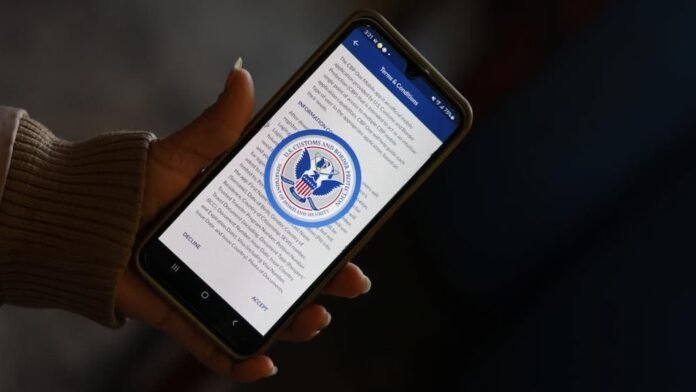 US Self-Deportation for Undocumented Migrants US Self-Deportation for Undocumented Migrants